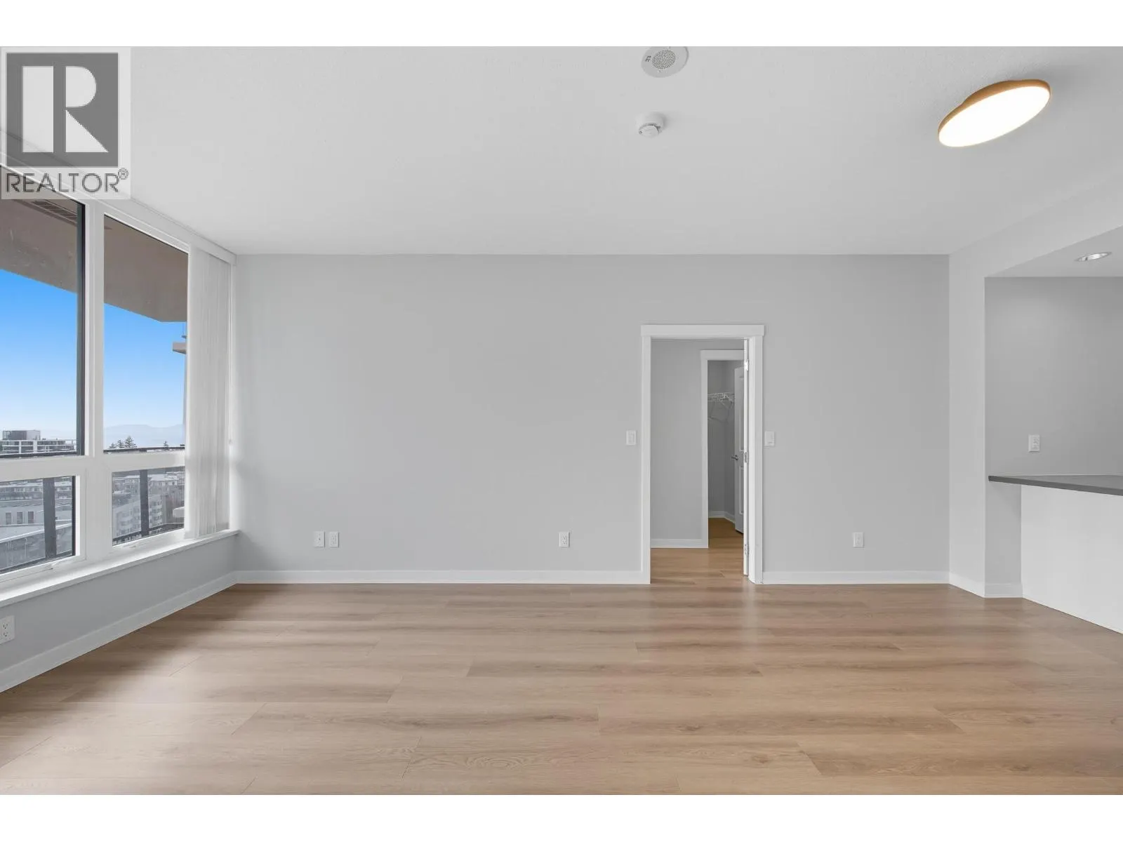 1906 5628 BIRNEY AVENUE