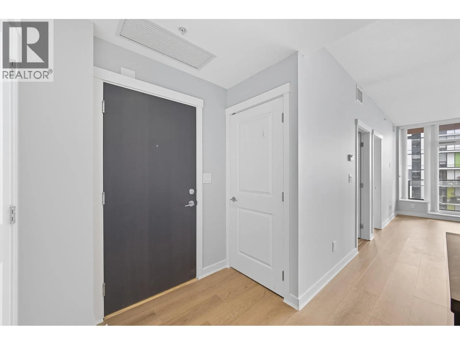 1906 5628 BIRNEY AVENUE
