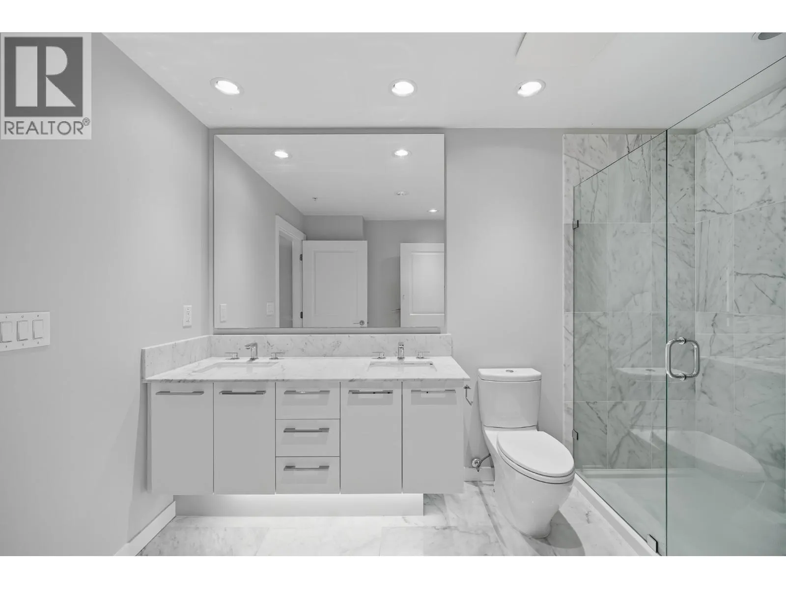 1906 5628 BIRNEY AVENUE