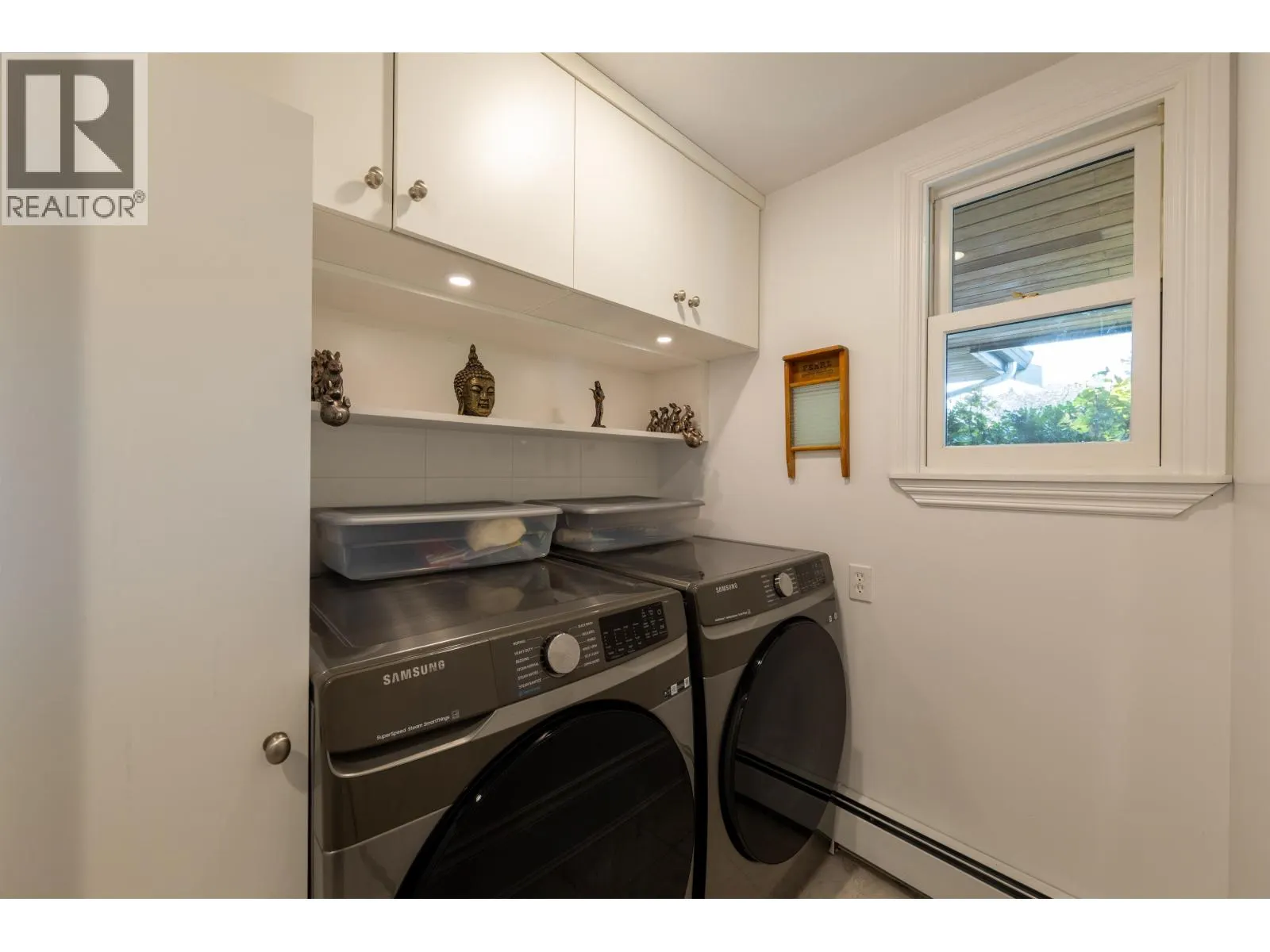 5445 CANDLEWYCK WYND