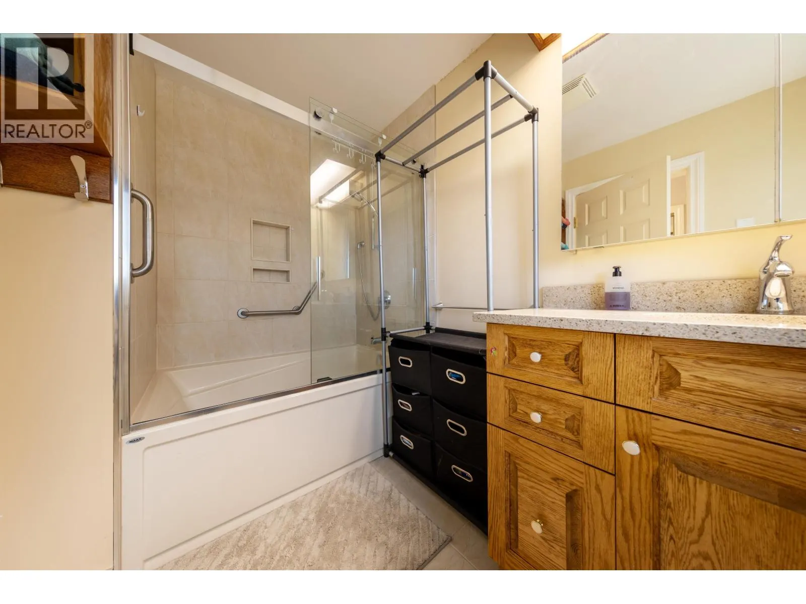 5445 CANDLEWYCK WYND