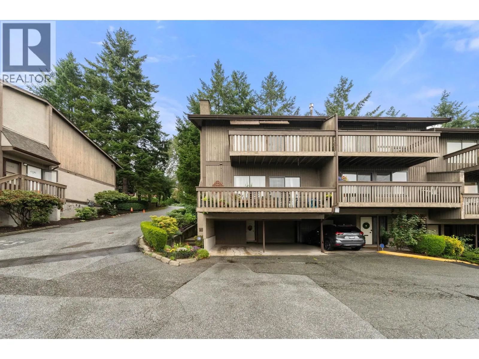 1131 LILLOOET ROAD