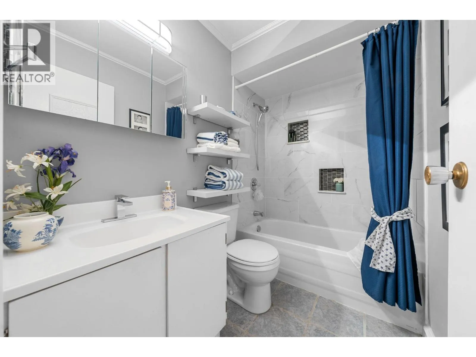 1131 LILLOOET ROAD