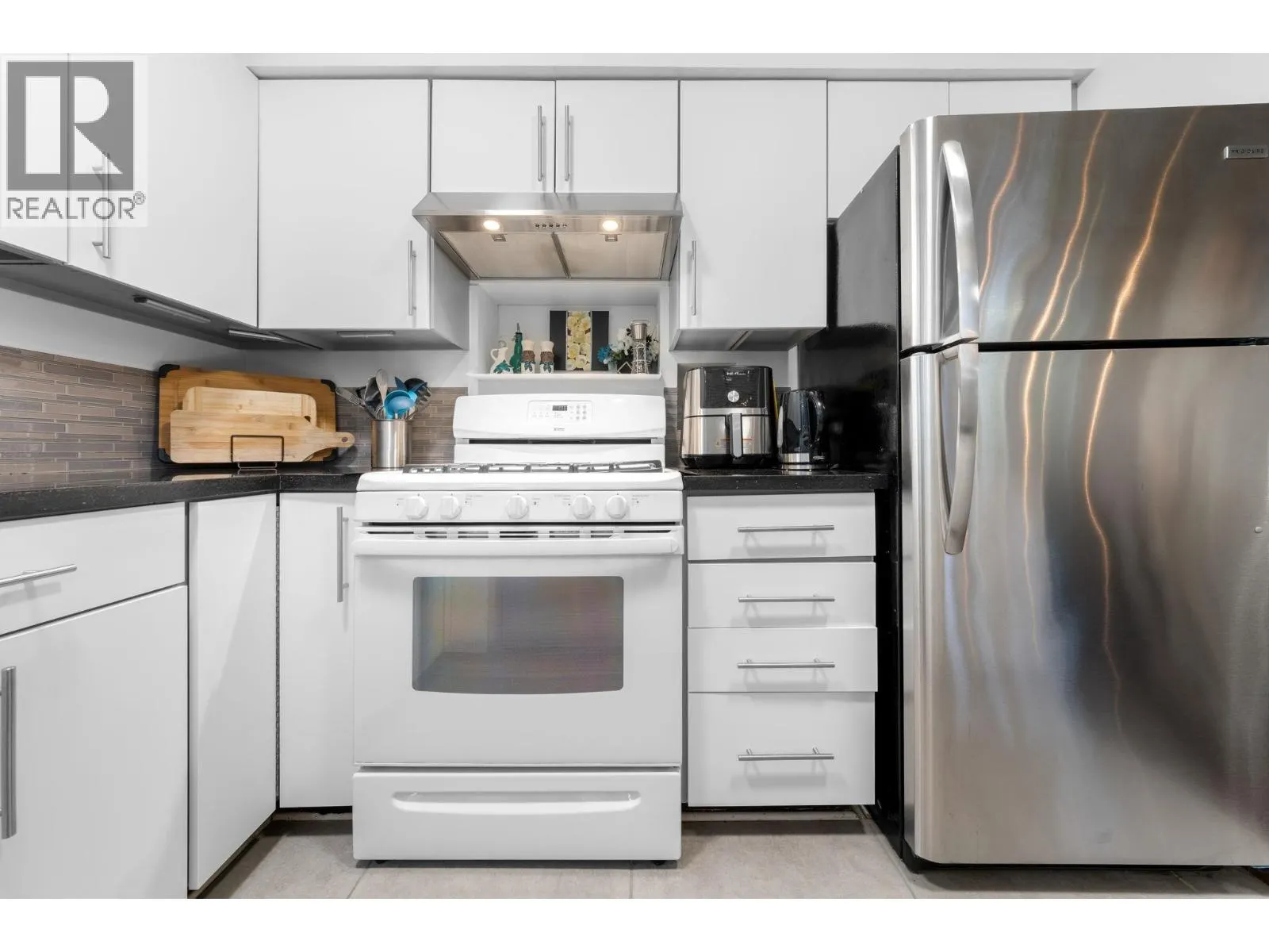 1131 LILLOOET ROAD