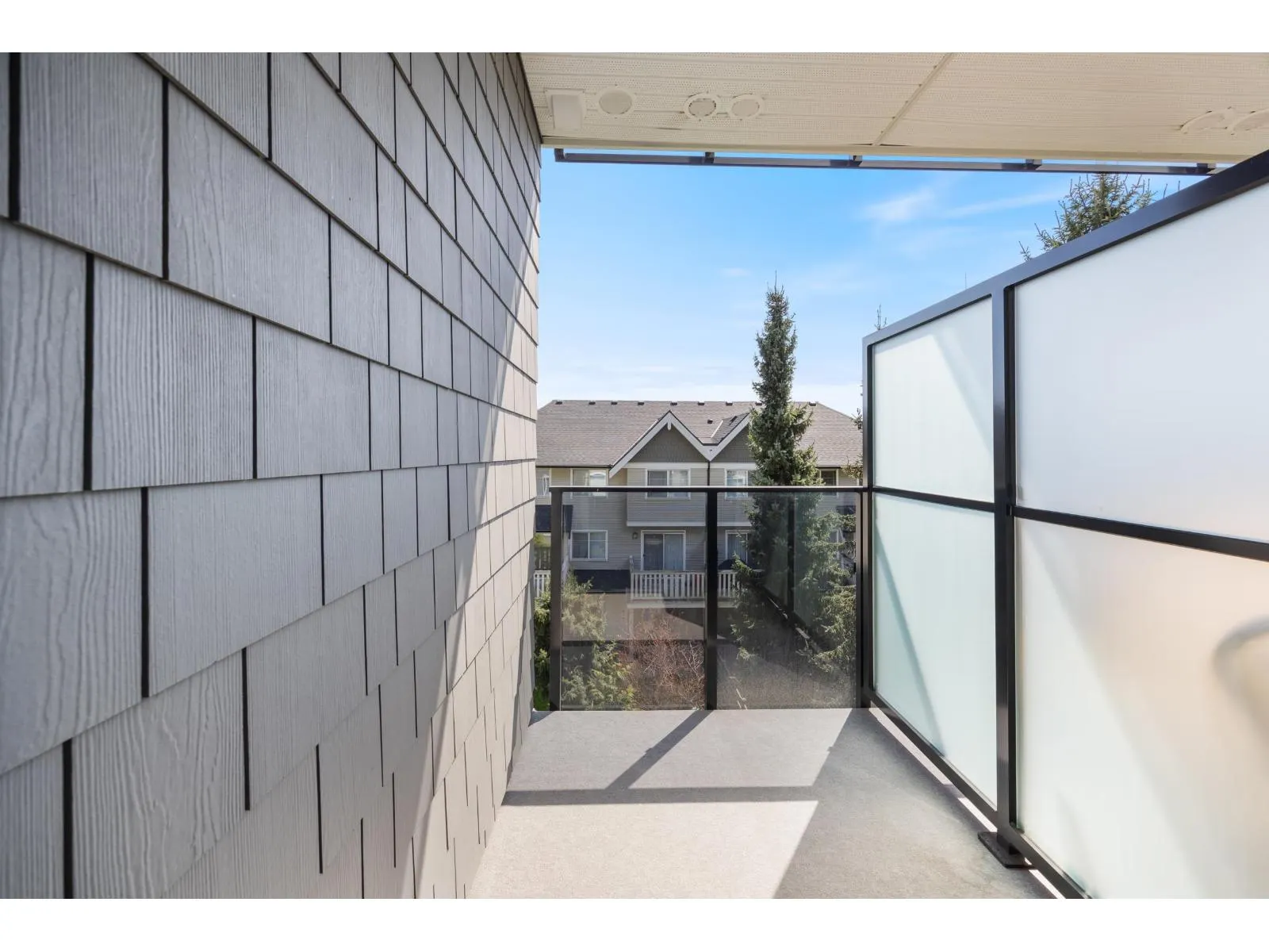 312 15835 85 AVENUE