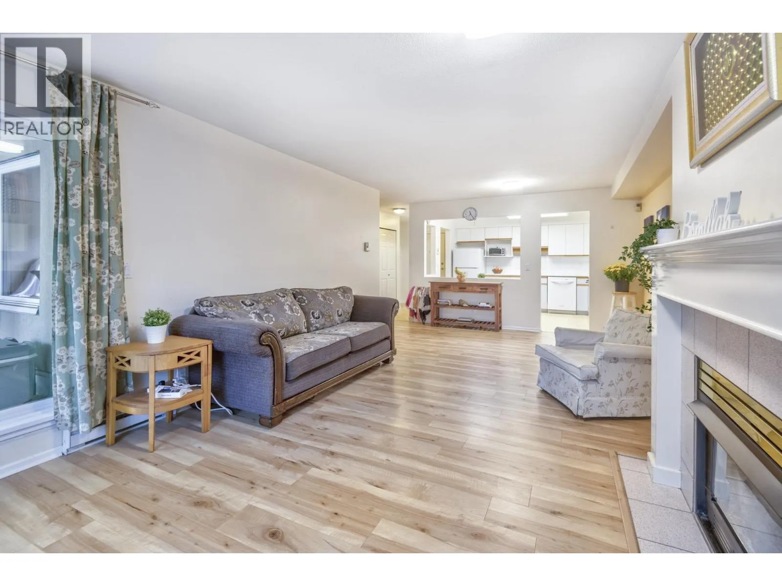 102 501 COCHRANE AVENUE
