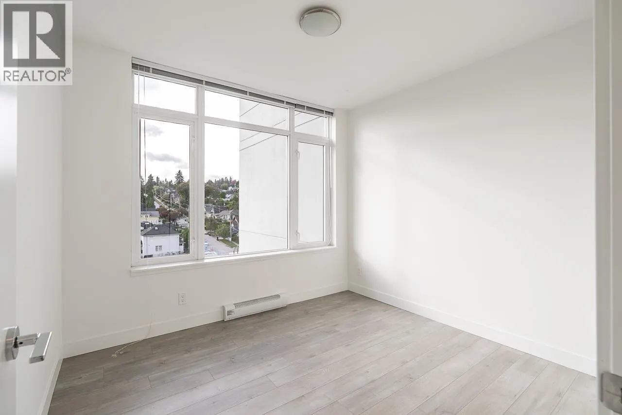 801 200 NELSON'S CRESCENT