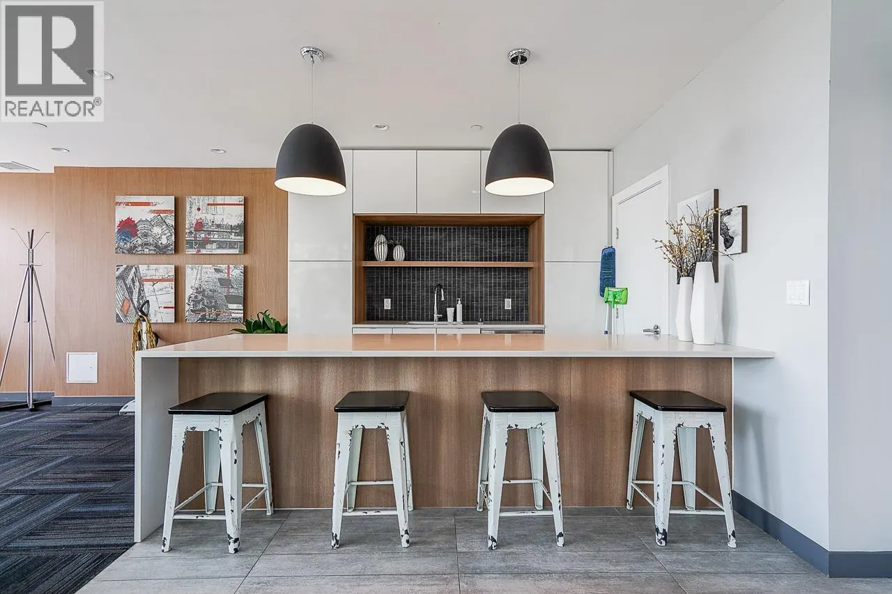 801 200 NELSON'S CRESCENT