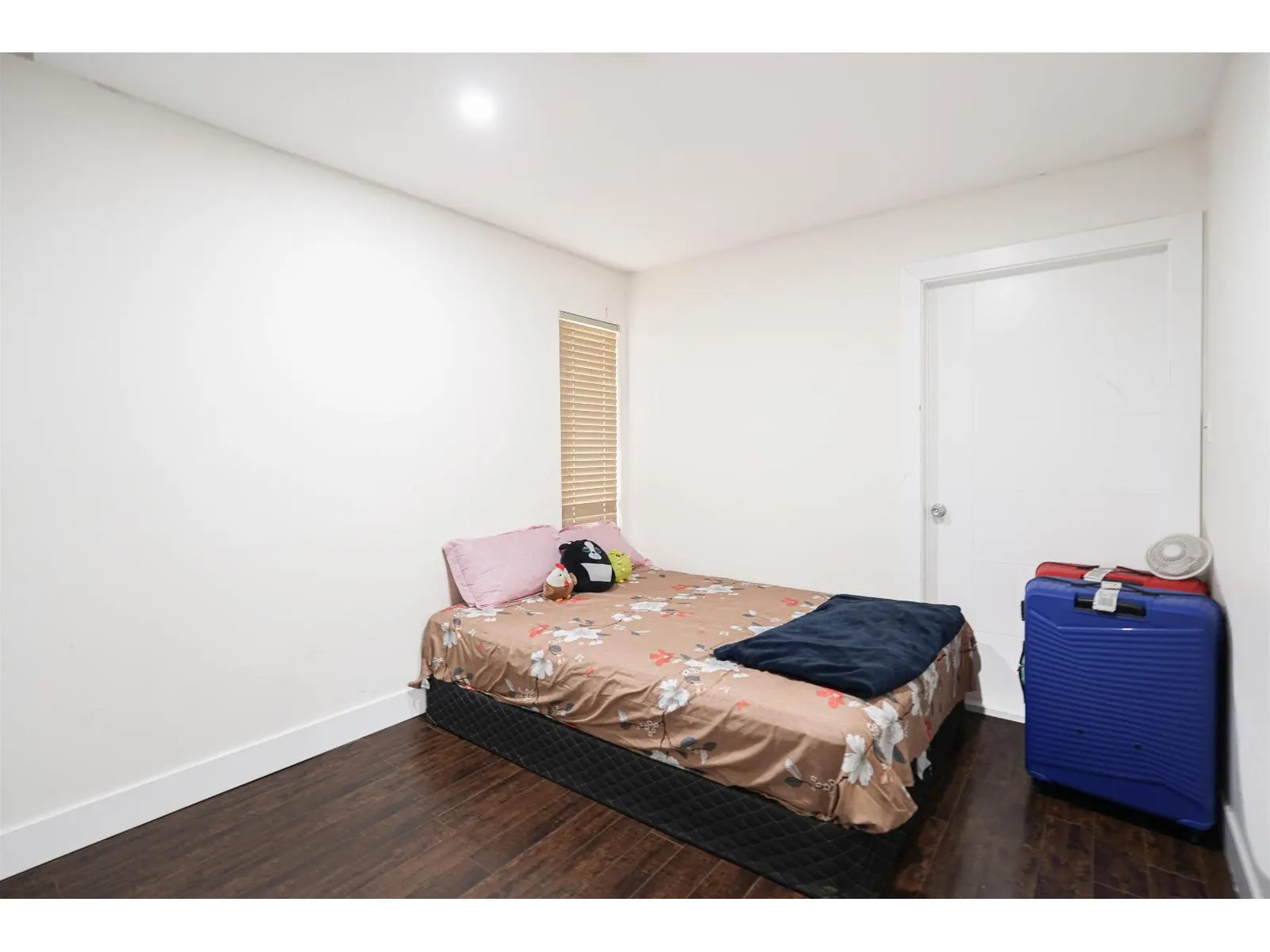 7368 PARKWOOD DRIVE