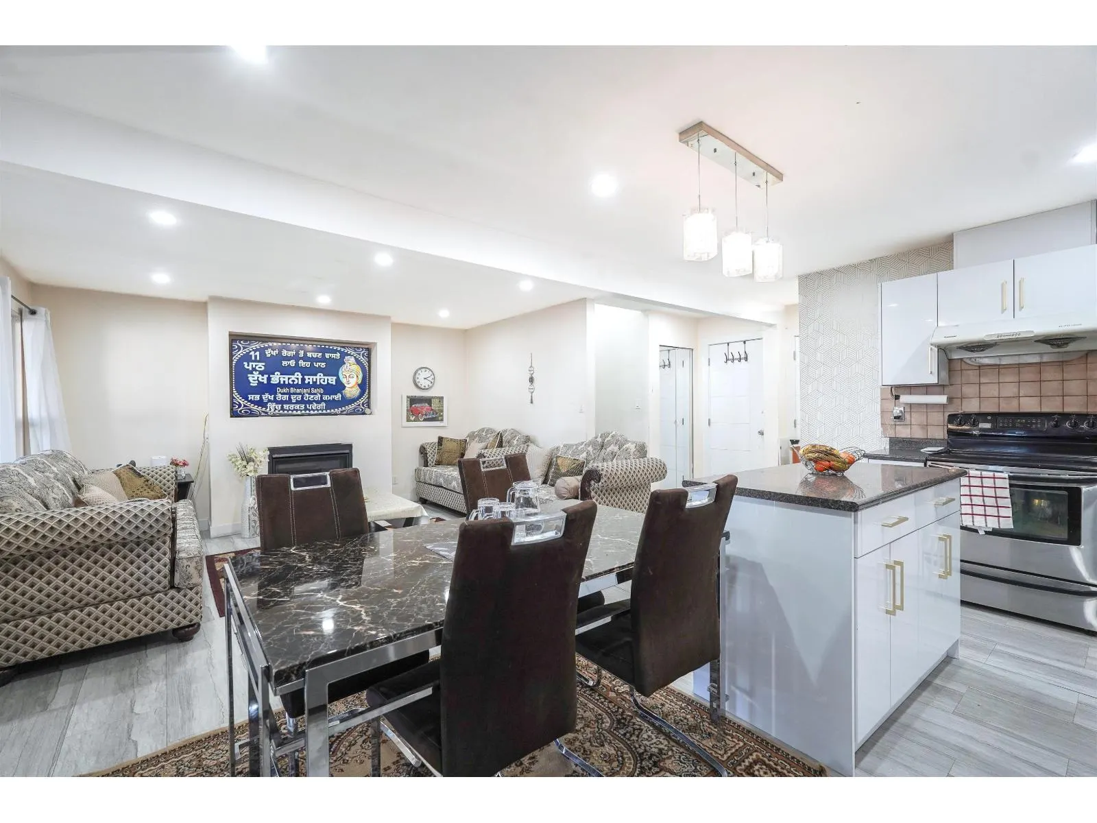7368 PARKWOOD DRIVE