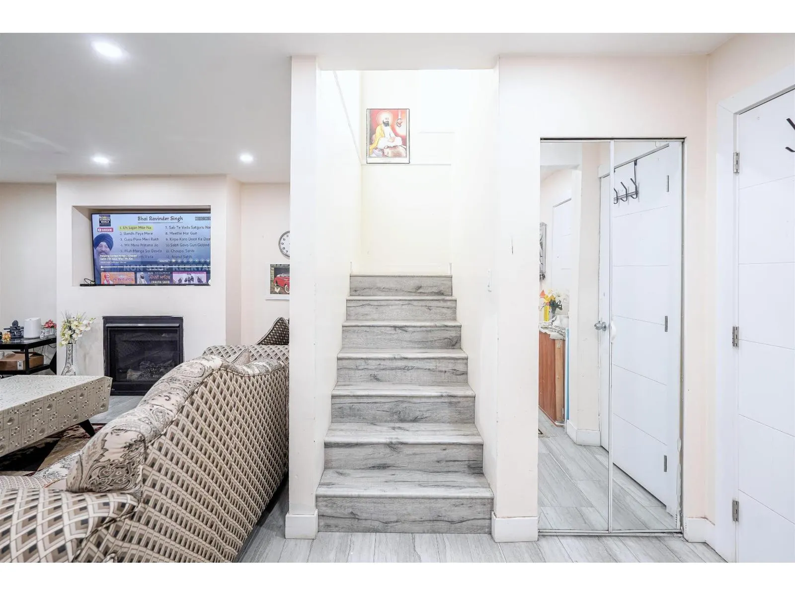 7368 PARKWOOD DRIVE