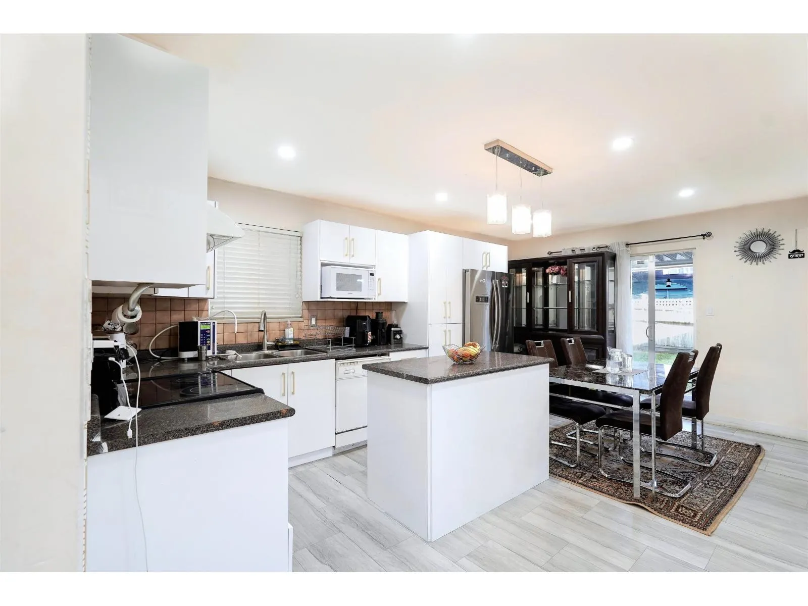 7368 PARKWOOD DRIVE