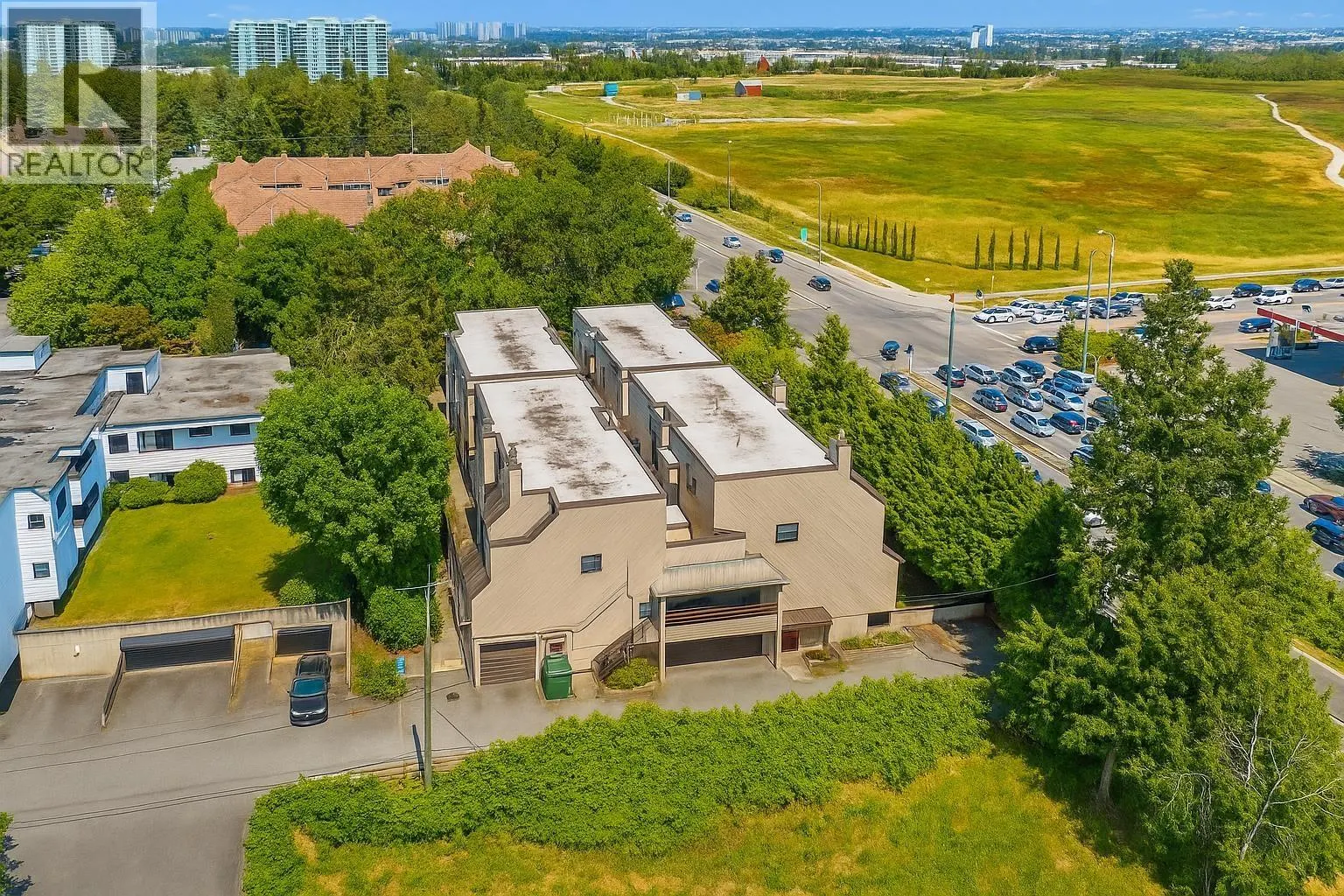 14 8820 WESTMINSTER HIGHWAY