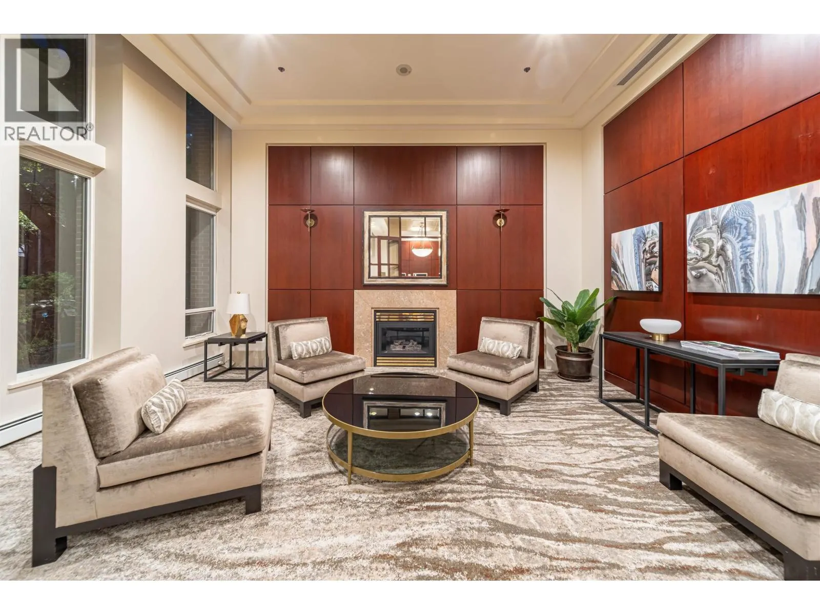 906 1288 MARINASIDE CRESCENT
