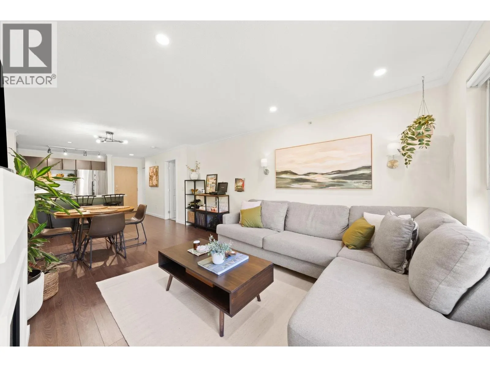 419 700 KLAHANIE DRIVE