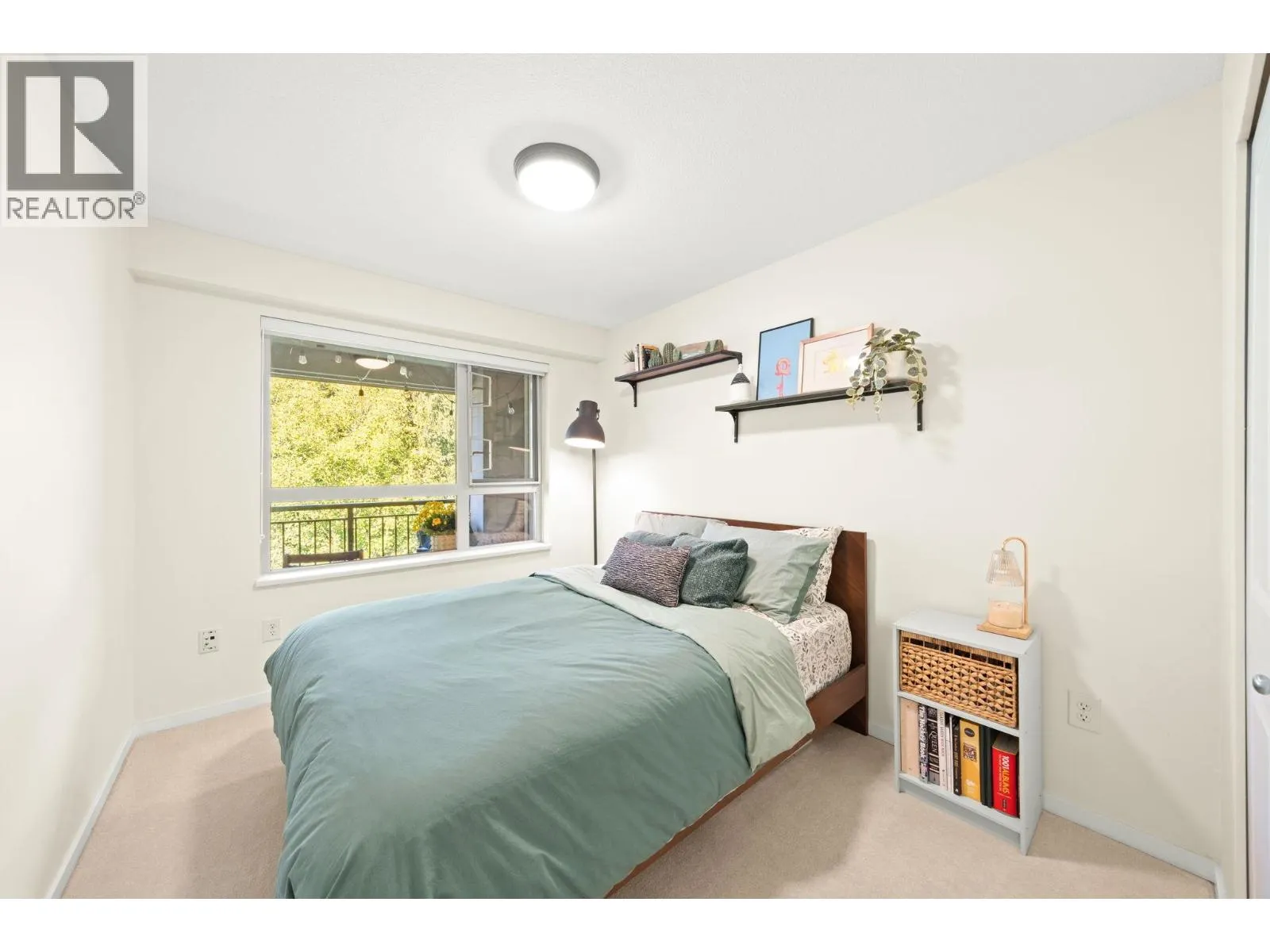 419 700 KLAHANIE DRIVE