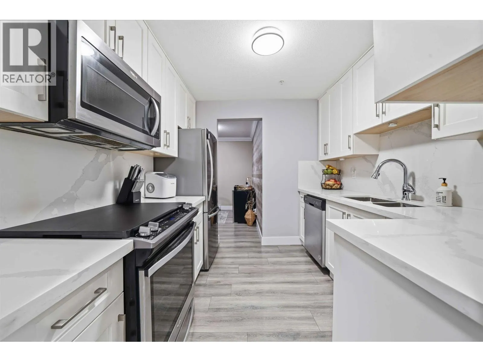 106 22275 123 AVENUE