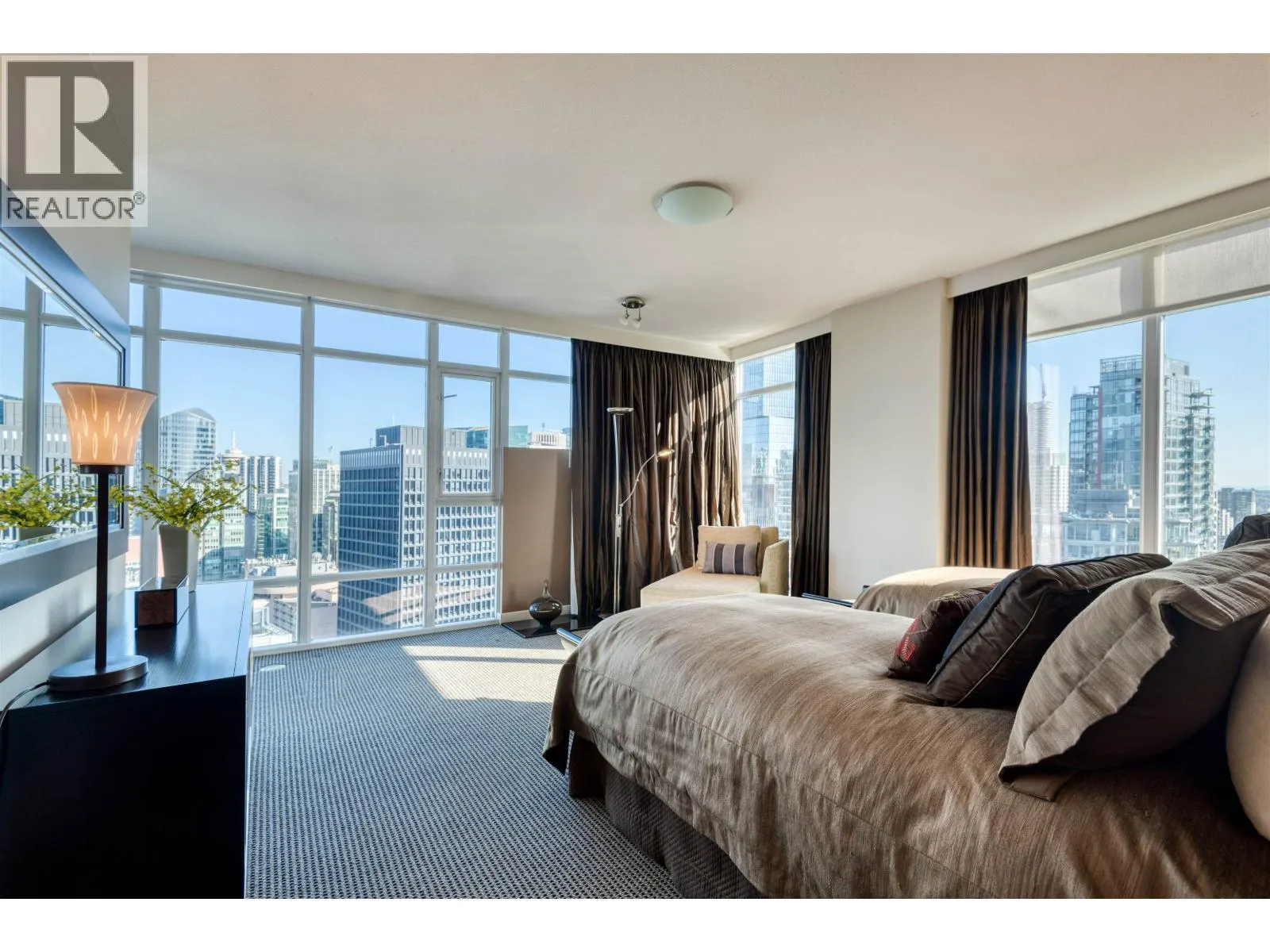 3402 1281 W CORDOVA STREET