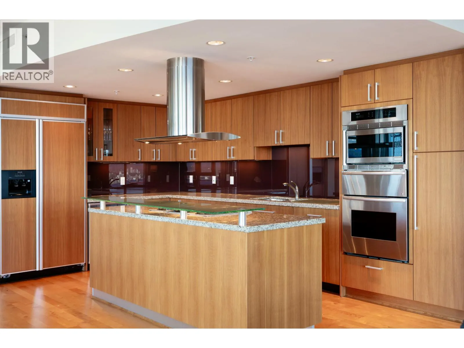 3402 1281 W CORDOVA STREET