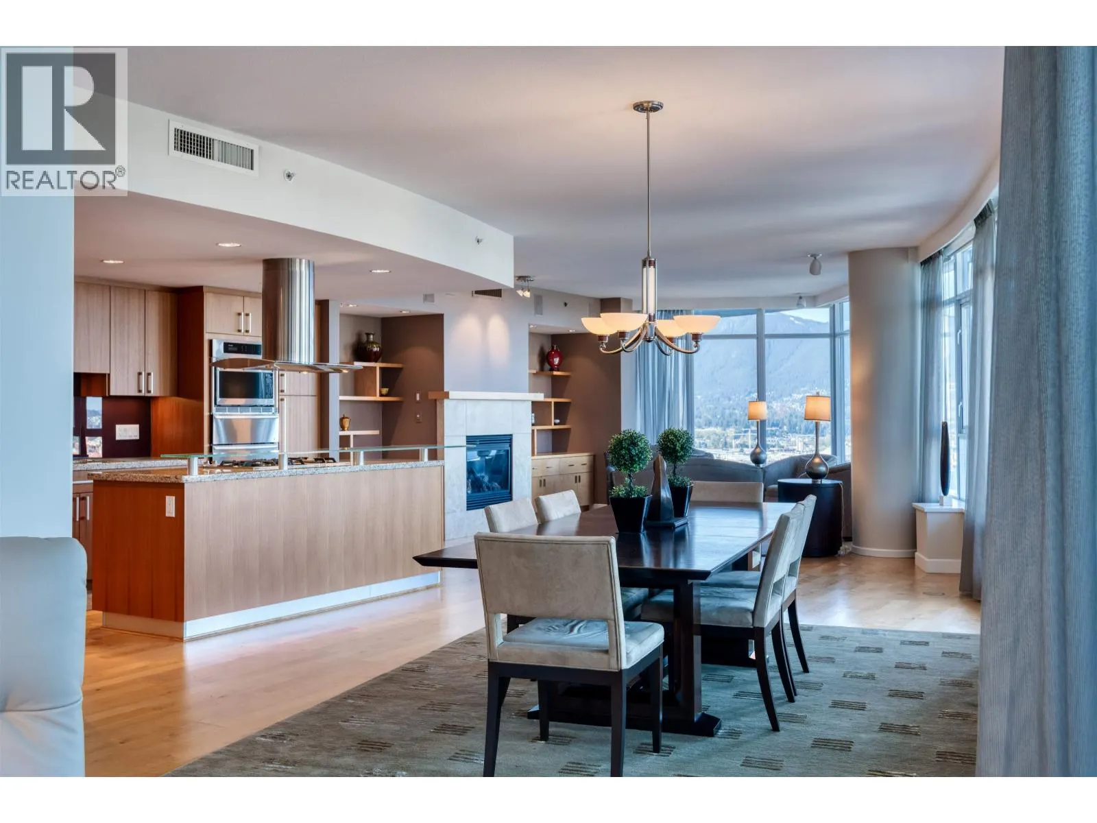 3402 1281 W CORDOVA STREET