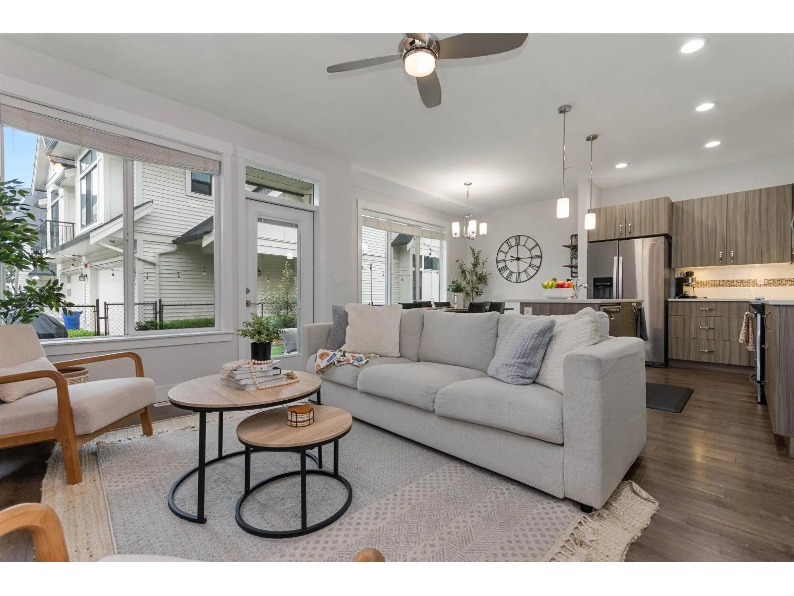2 5797 PROMONTORY ROAD|Promontory