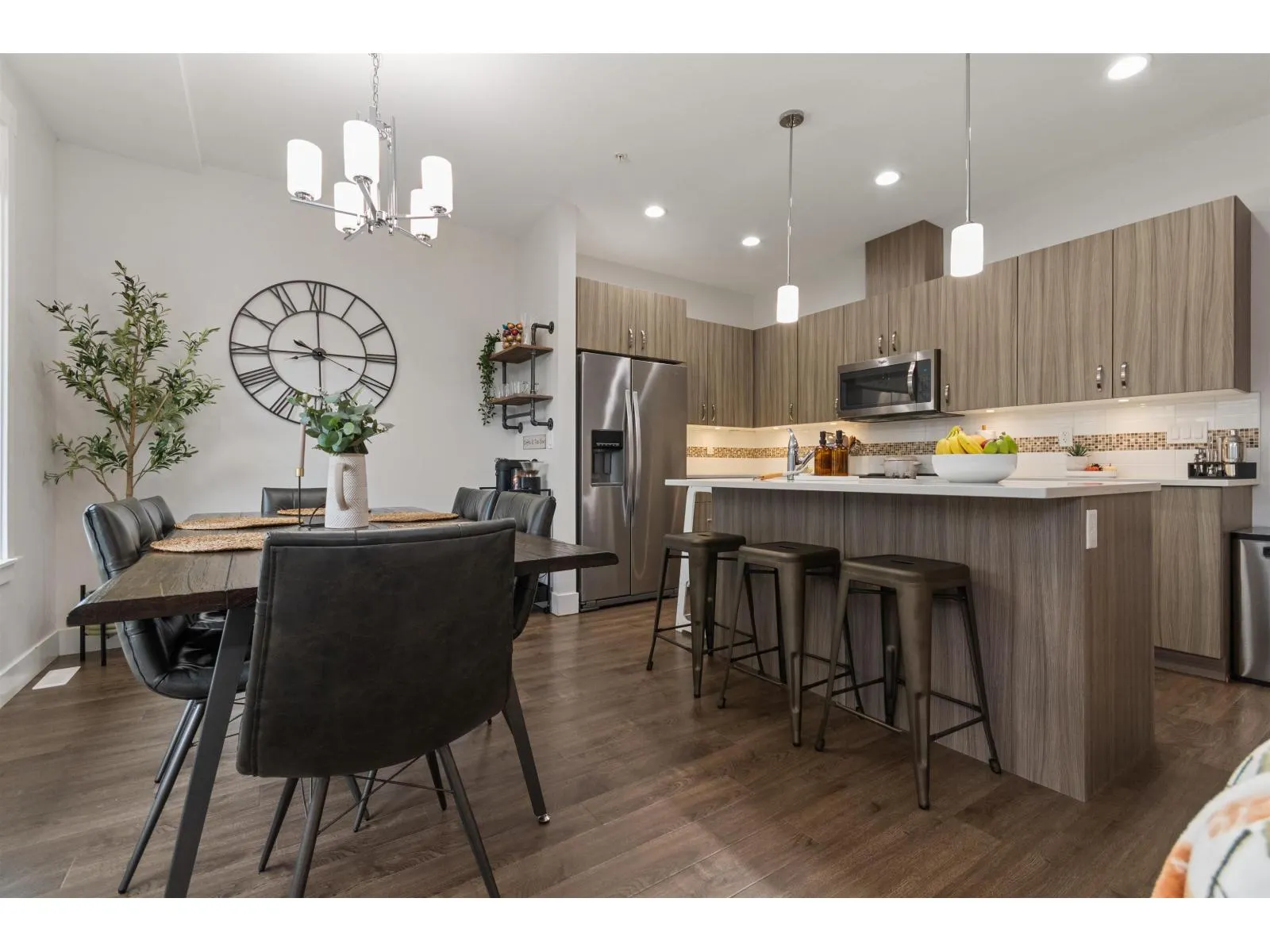 2 5797 PROMONTORY ROAD|Promontory