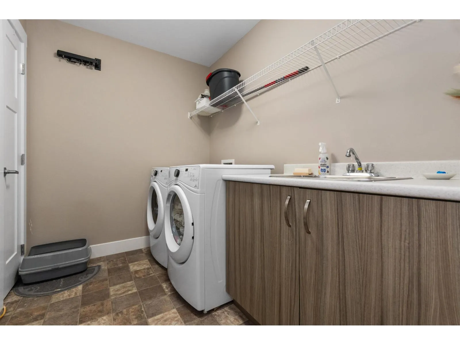 2 5797 PROMONTORY ROAD|Promontory