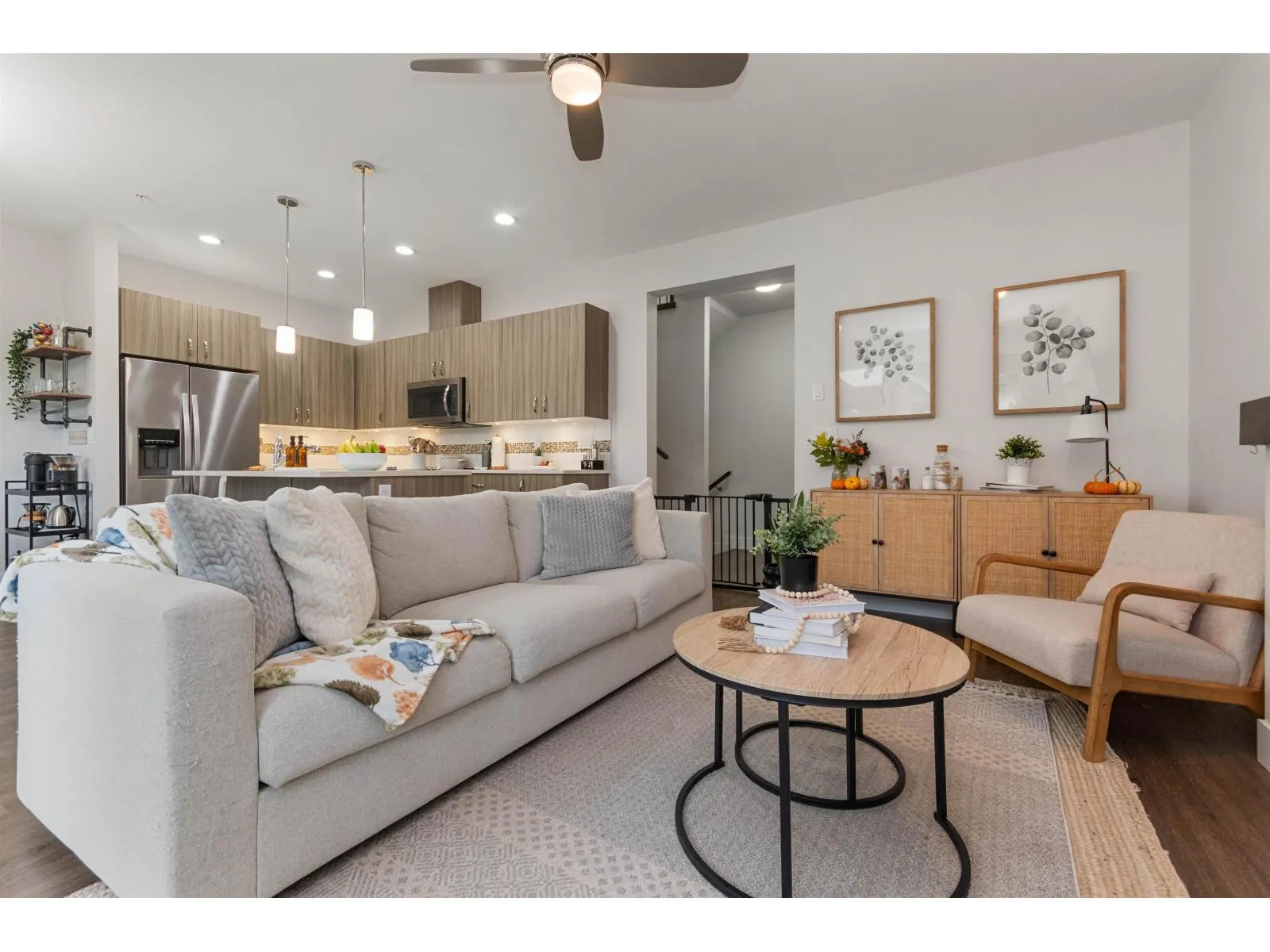 2 5797 PROMONTORY ROAD|Promontory