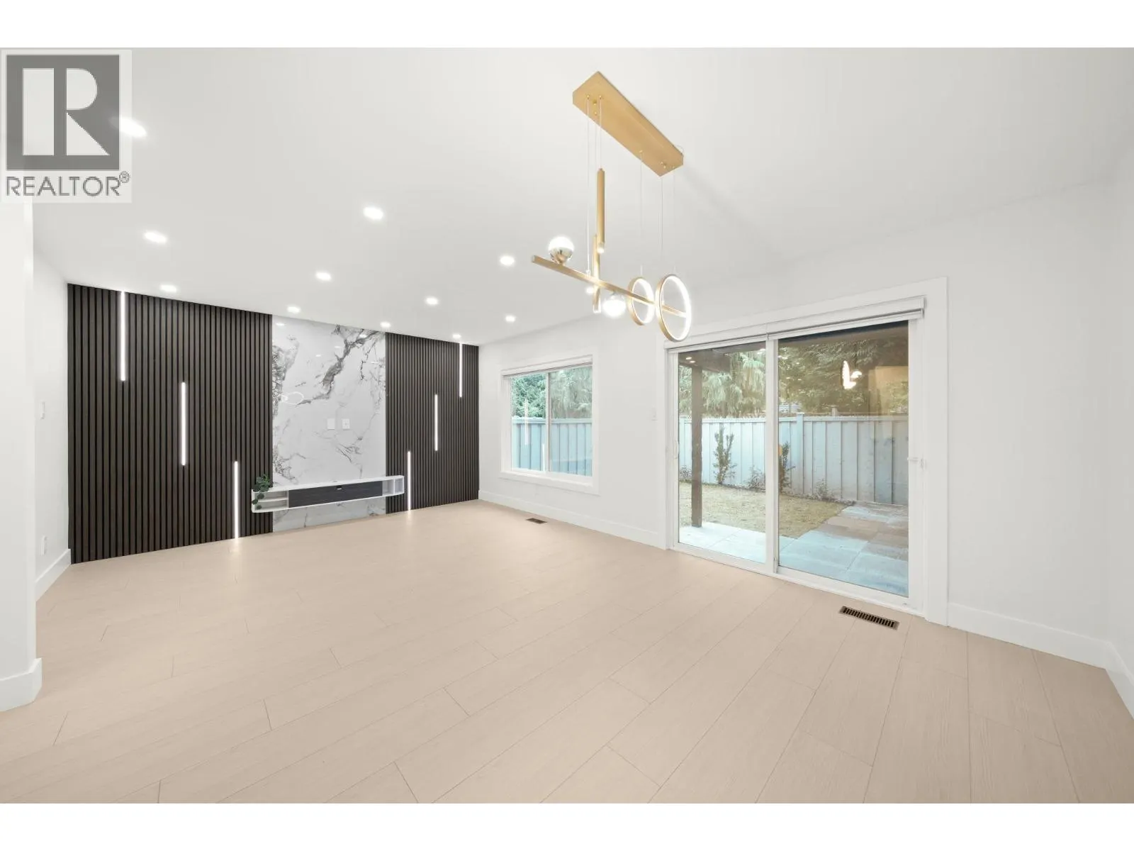 48 3046 COAST MERIDIAN ROAD