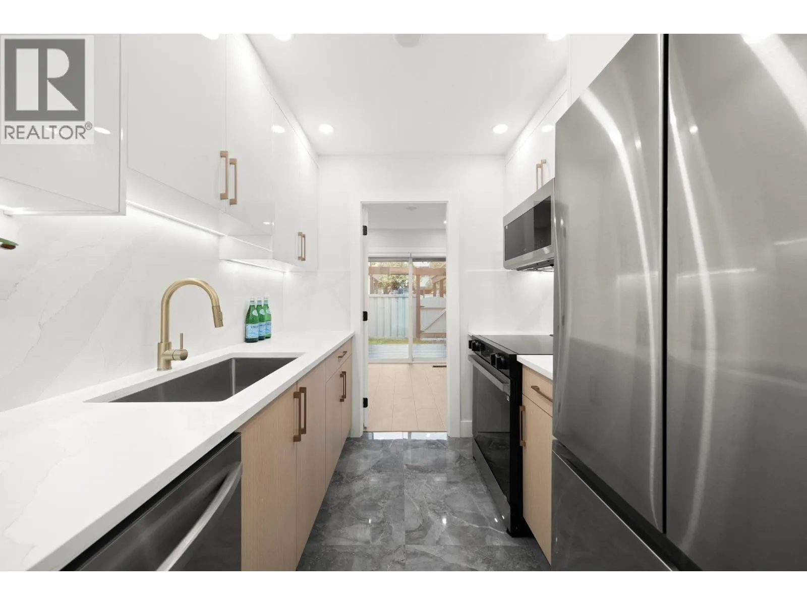 48 3046 COAST MERIDIAN ROAD