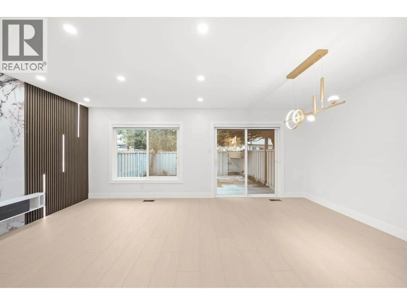 48 3046 COAST MERIDIAN ROAD