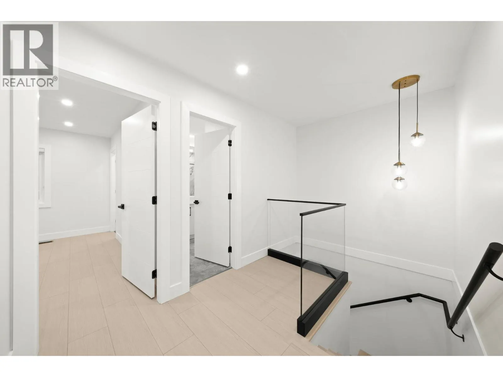 48 3046 COAST MERIDIAN ROAD
