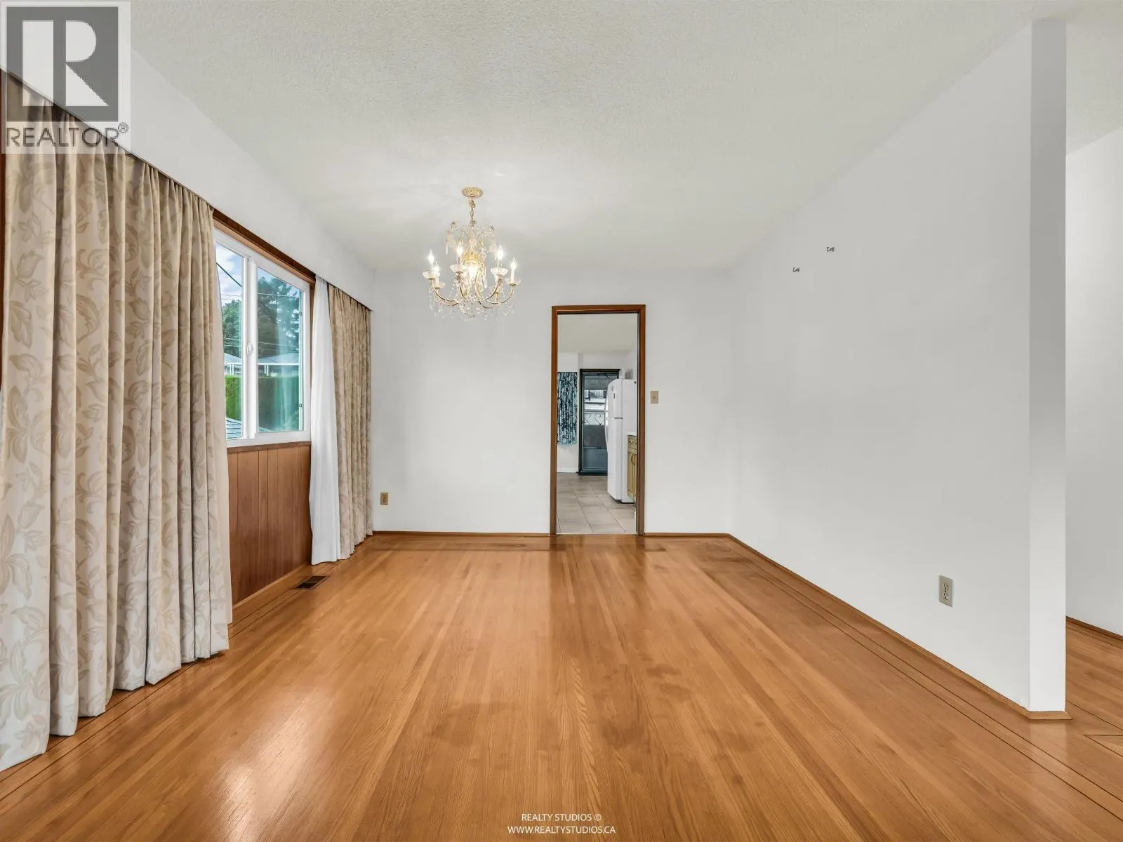 85 W 63RD AVENUE