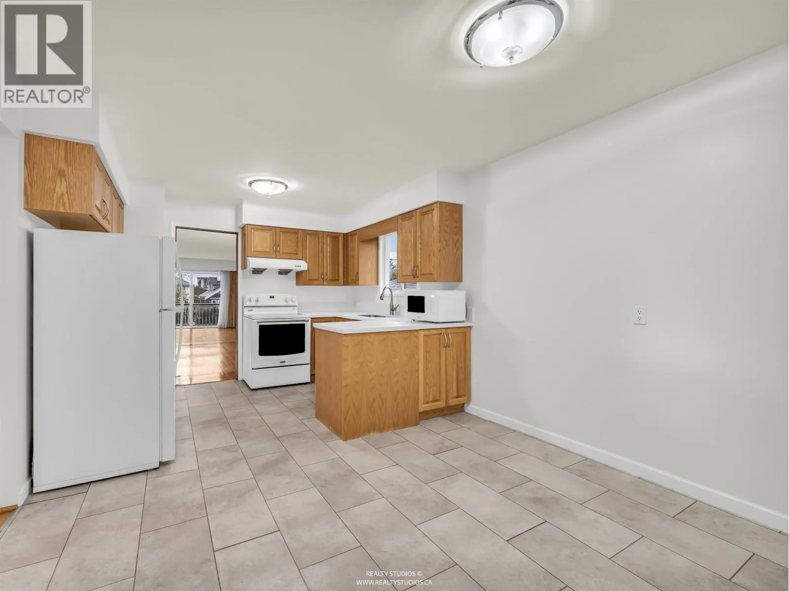 85 W 63RD AVENUE