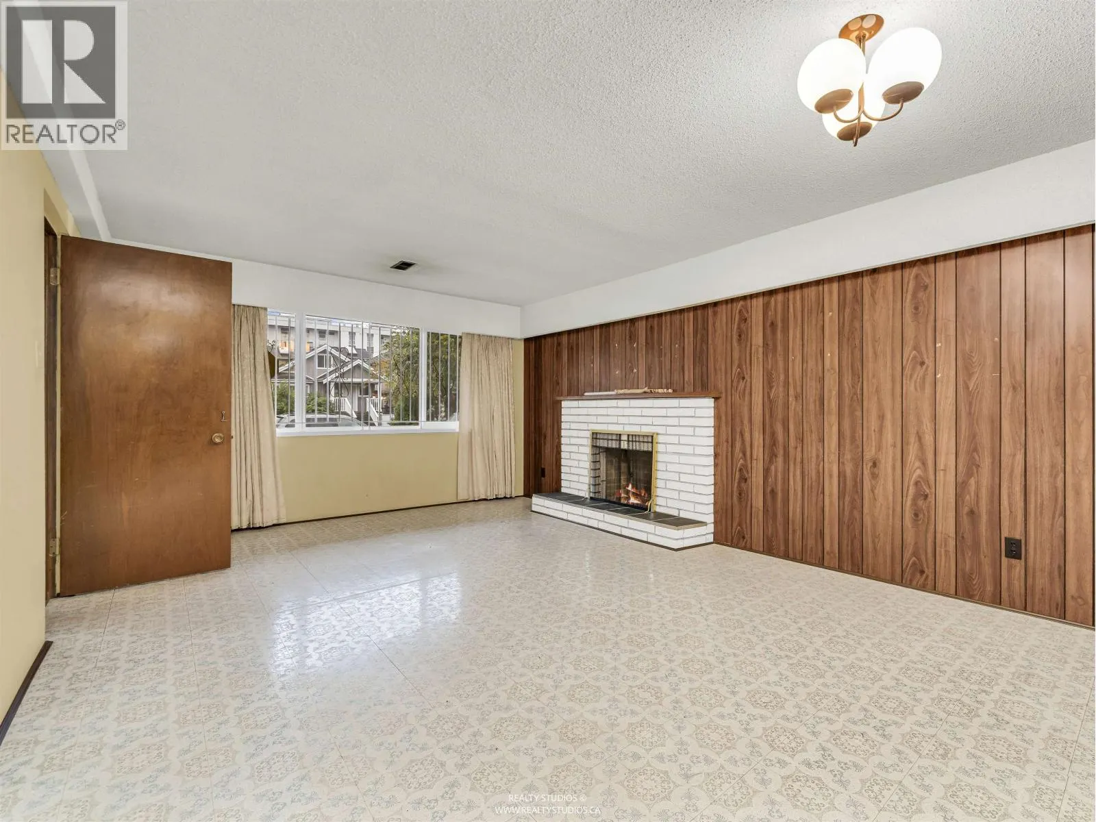 85 W 63RD AVENUE
