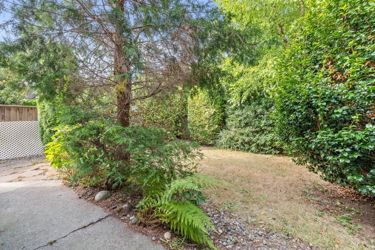 907 MAPLE STREET