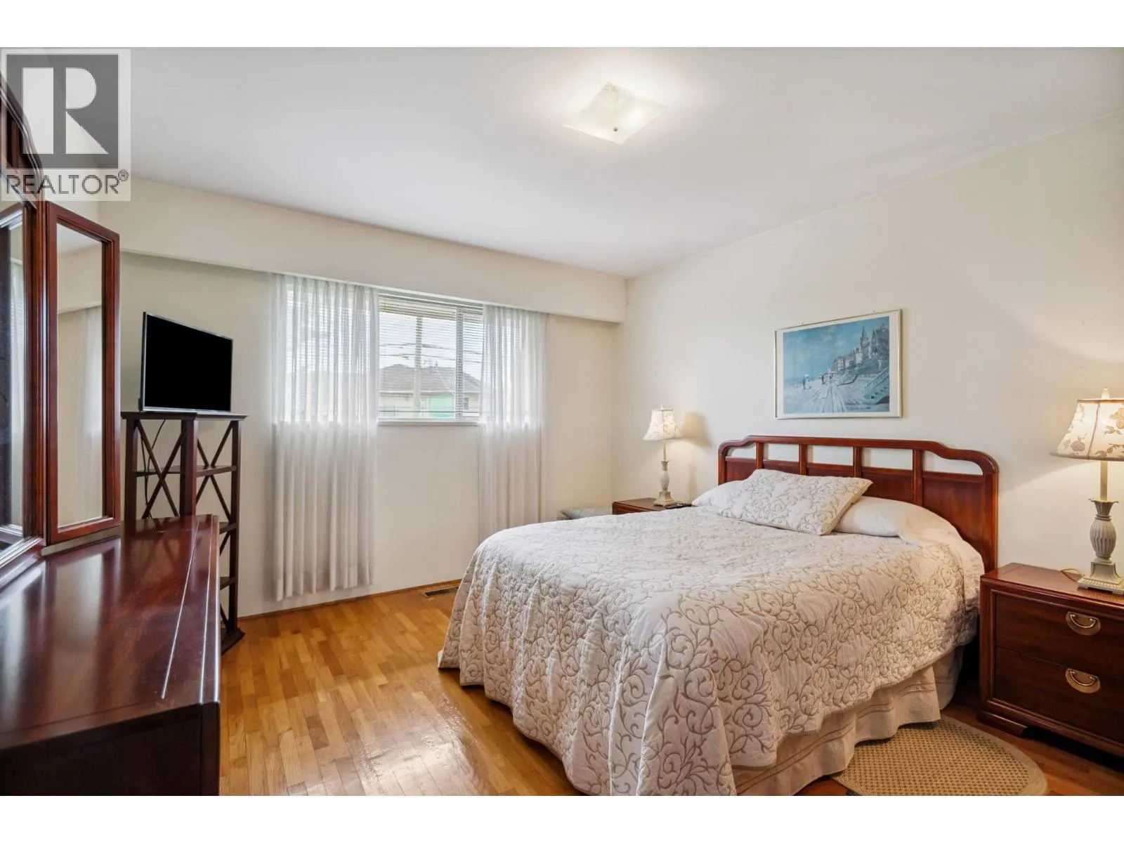 10699 DENNIS CRESCENT