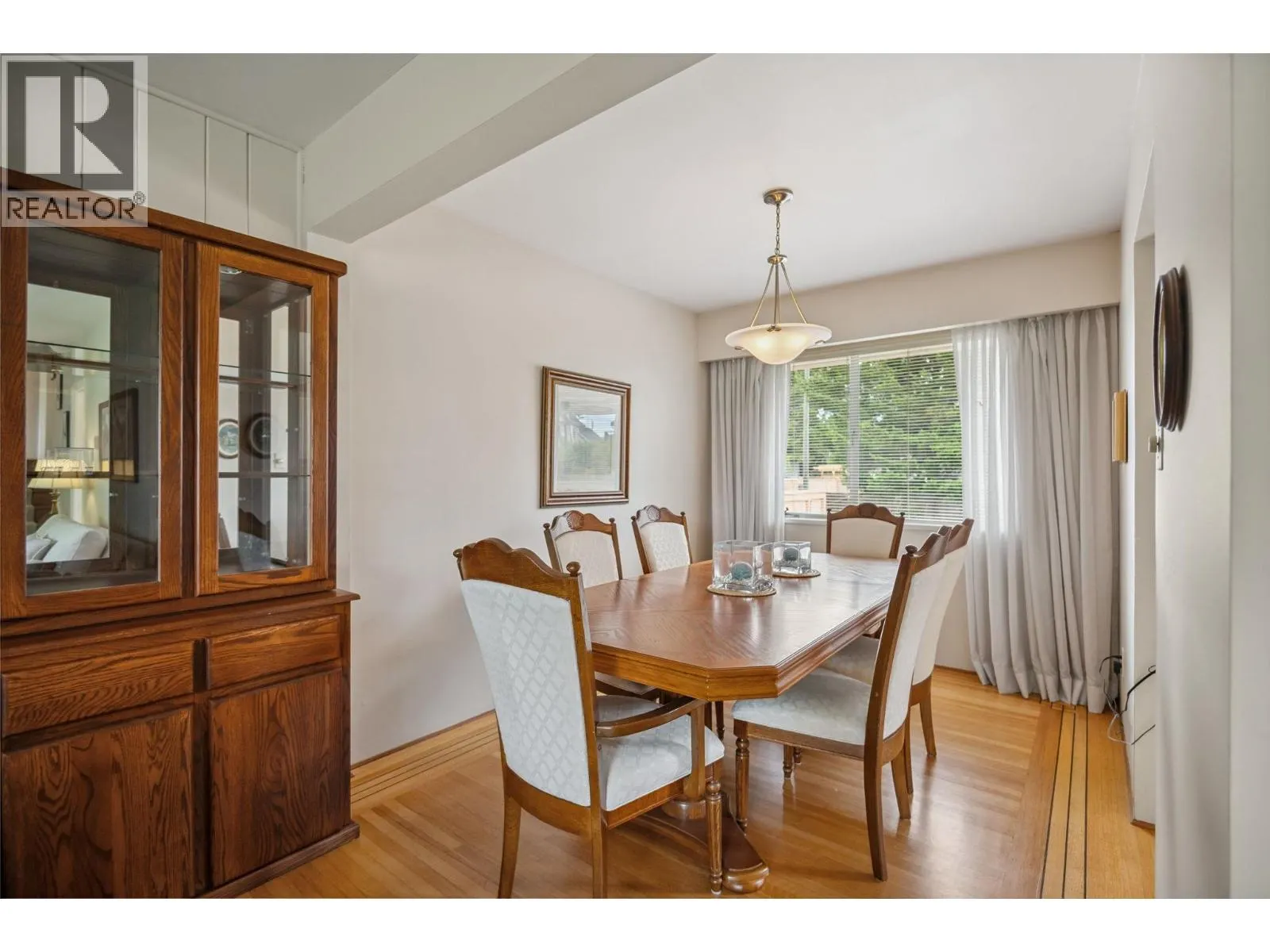 10699 DENNIS CRESCENT