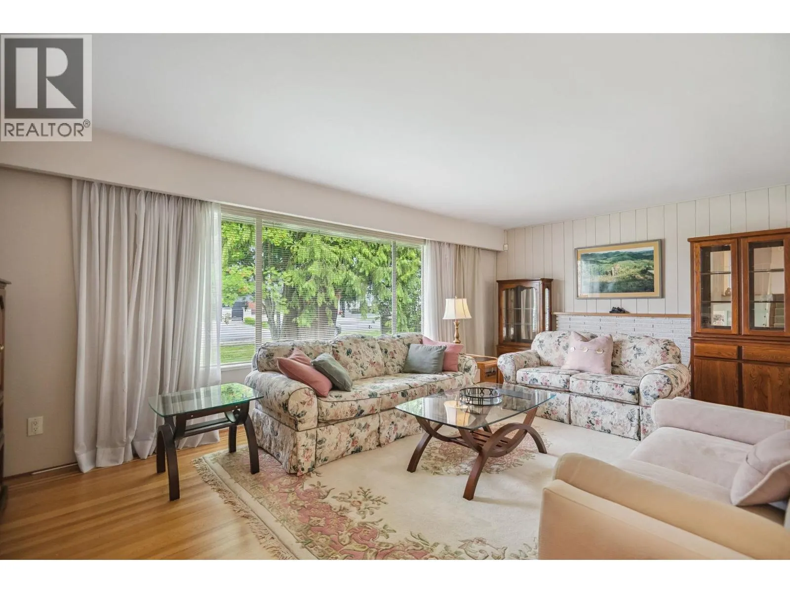 10699 DENNIS CRESCENT