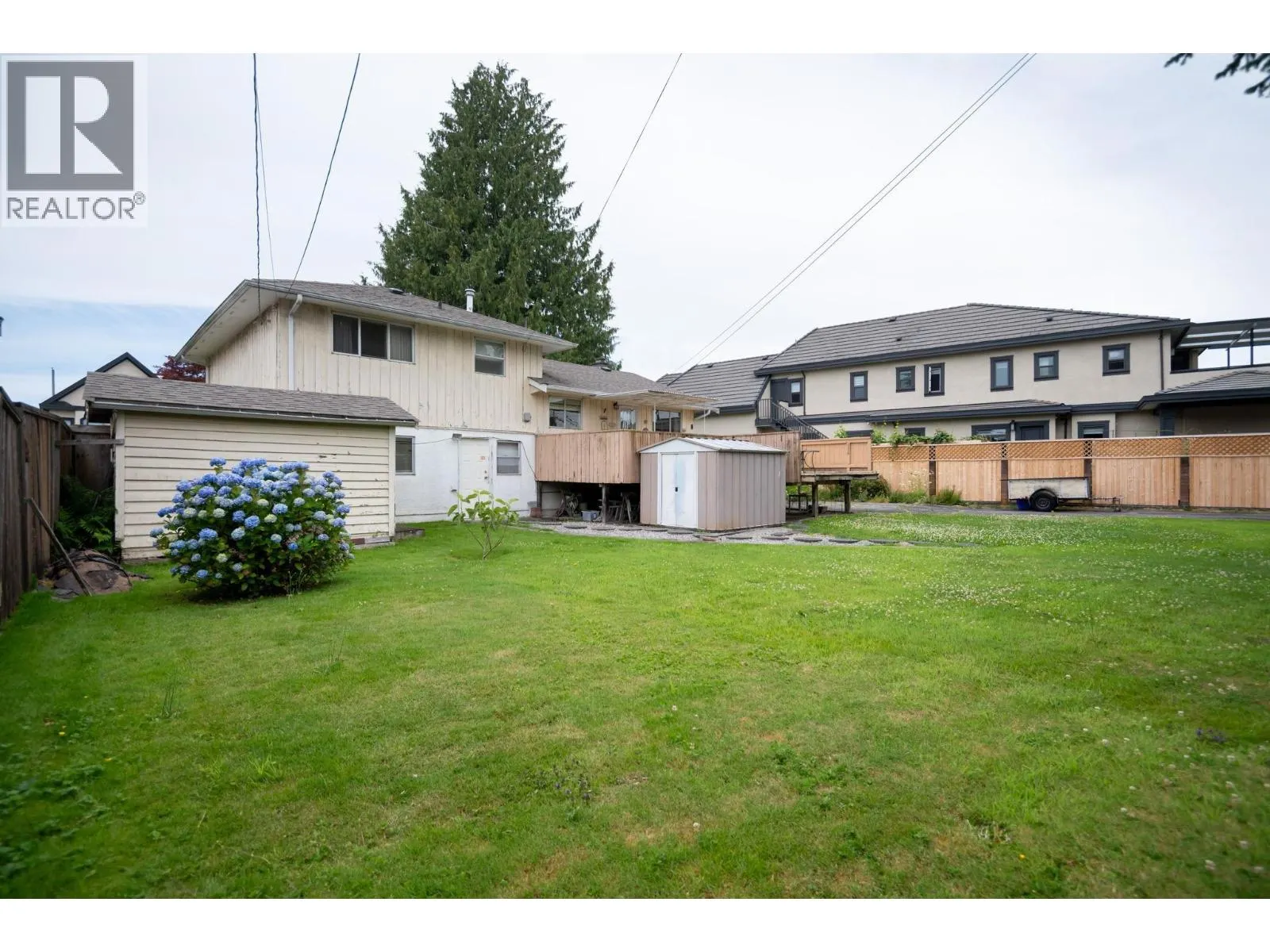 10699 DENNIS CRESCENT