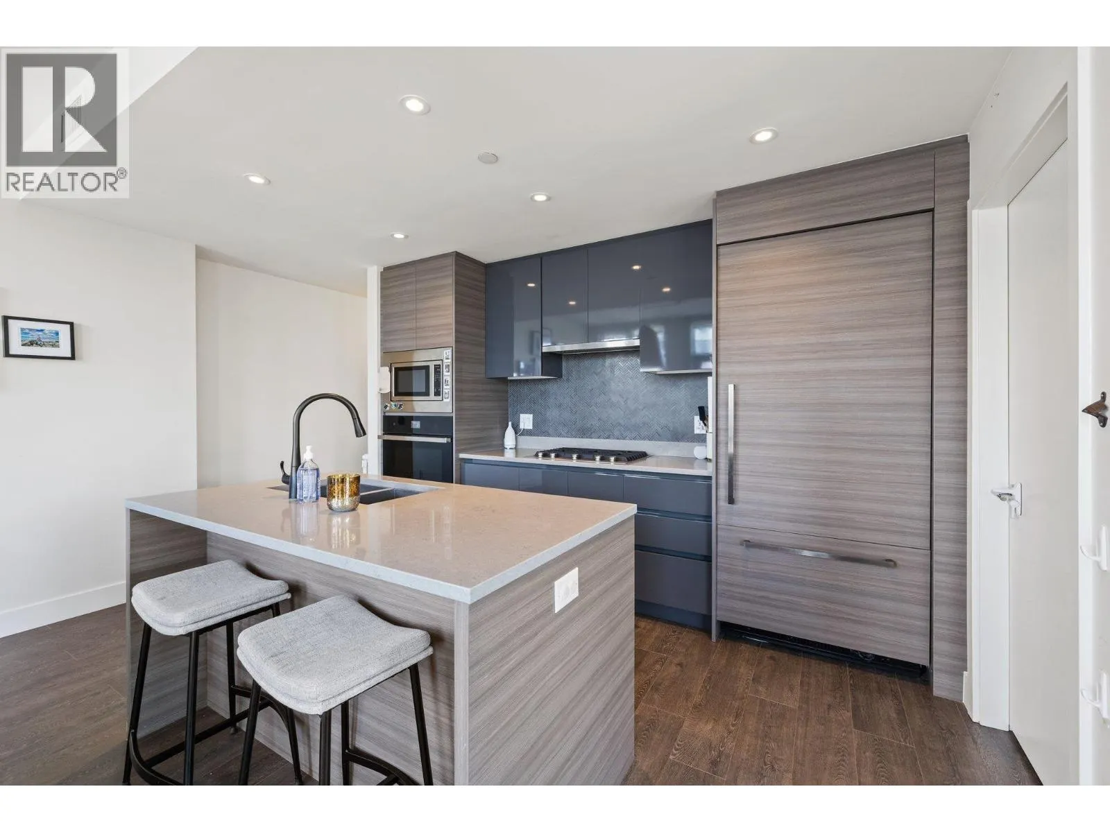 1103 3538 SAWMILL CRESCENT