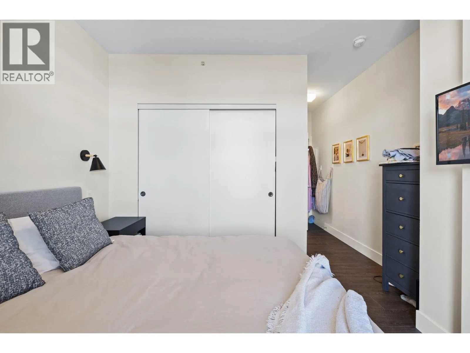 1103 3538 SAWMILL CRESCENT