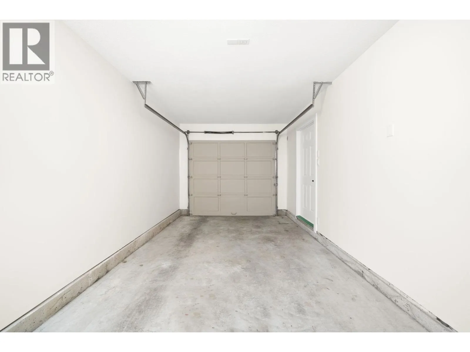 13 11950 232 STREET