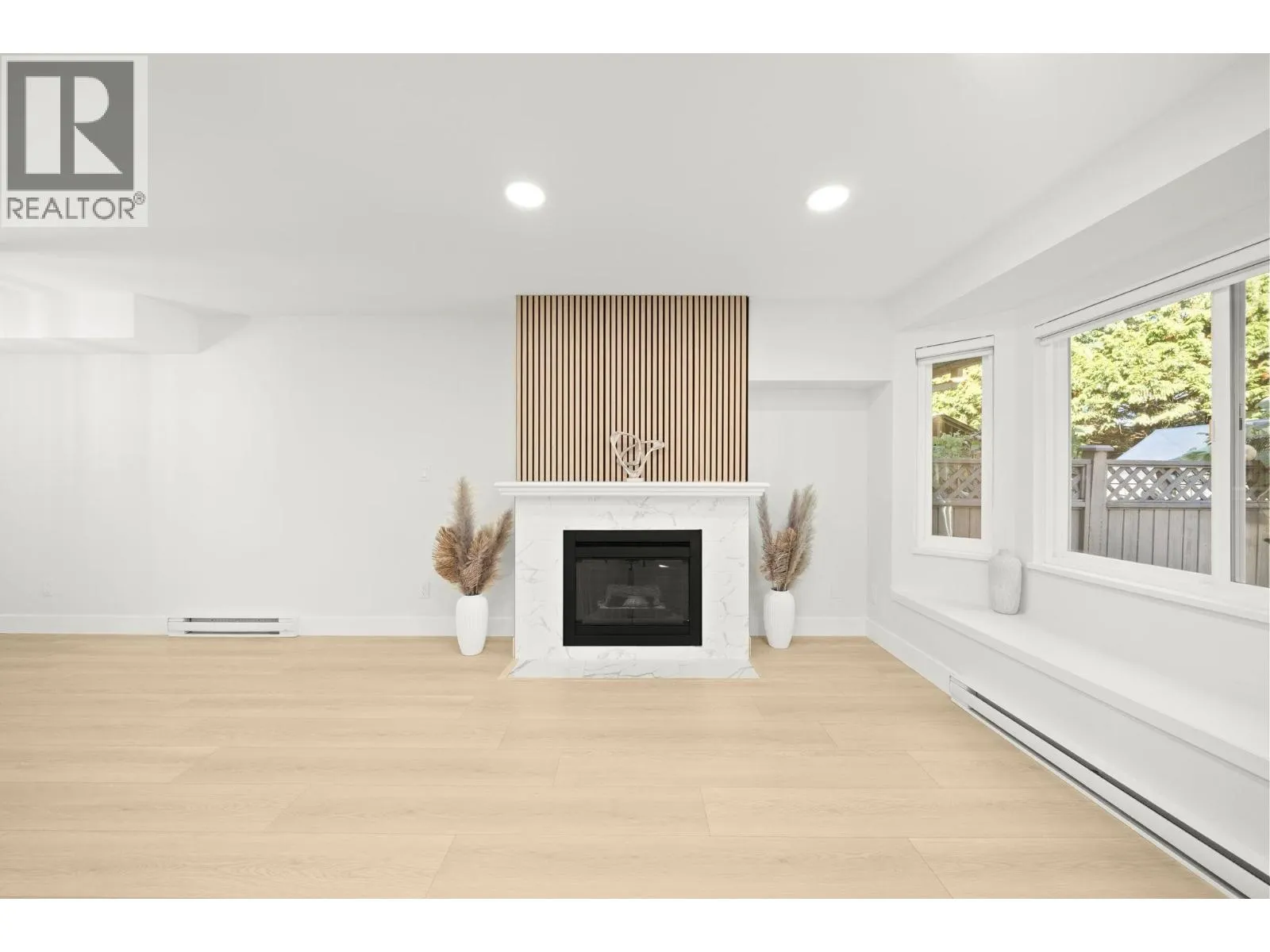 13 11950 232 STREET