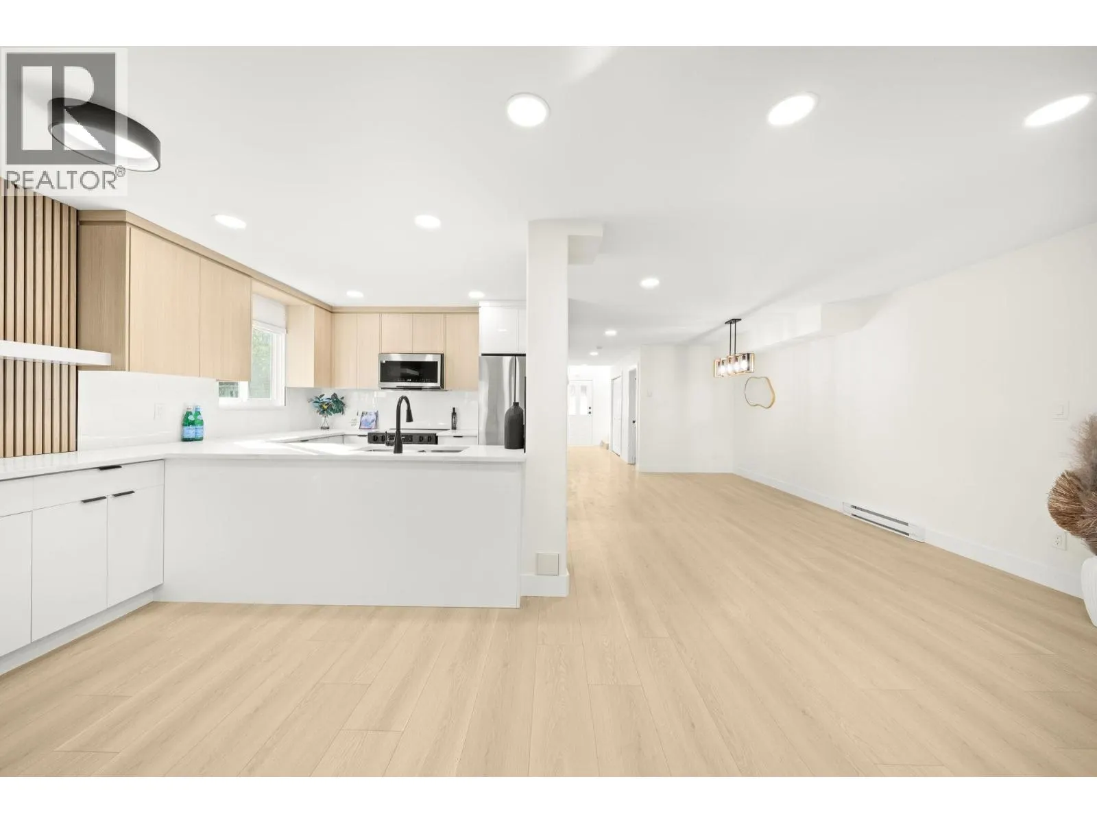 13 11950 232 STREET
