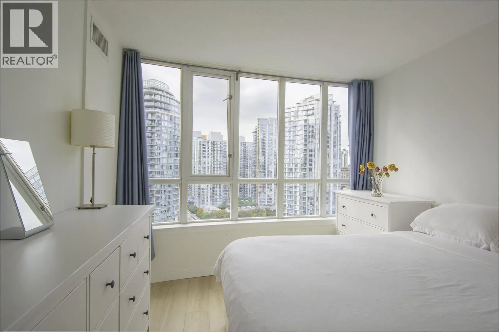 2510 63 KEEFER PLACE