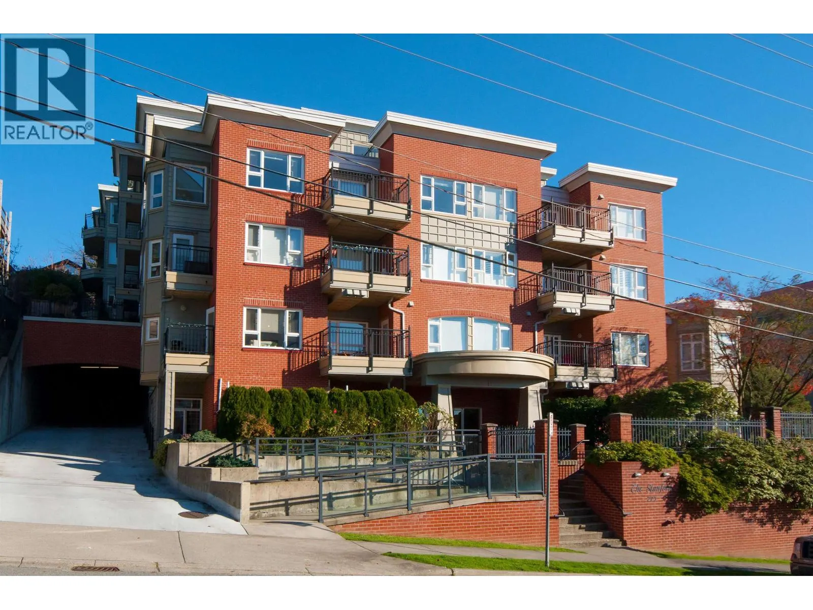 504 221 ELEVENTH STREET