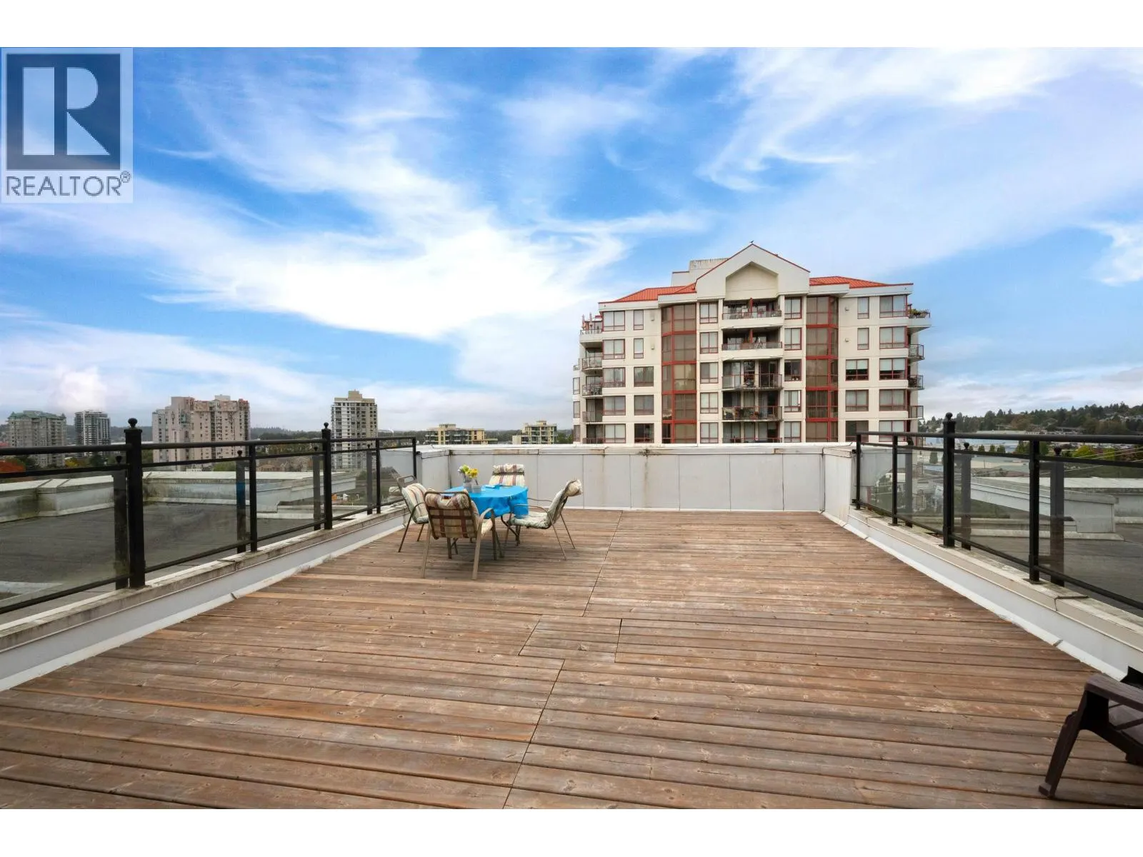 504 221 ELEVENTH STREET