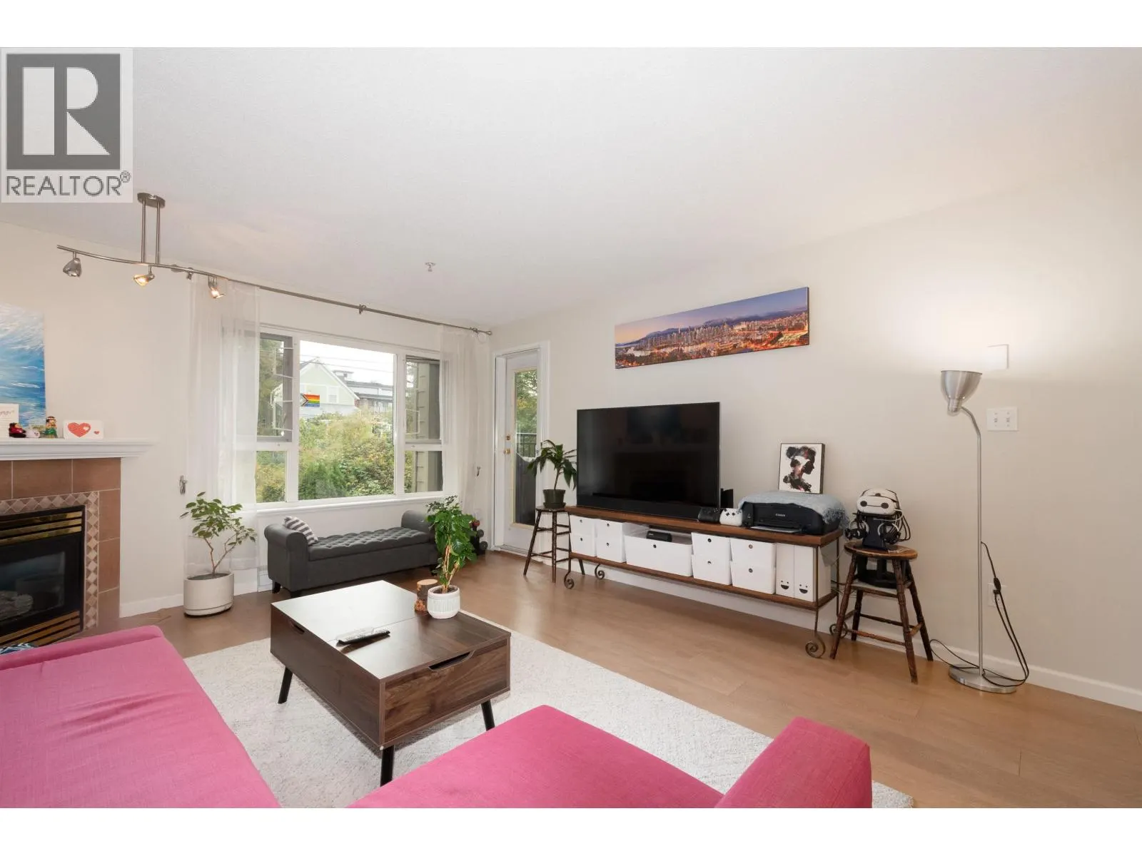 504 221 ELEVENTH STREET