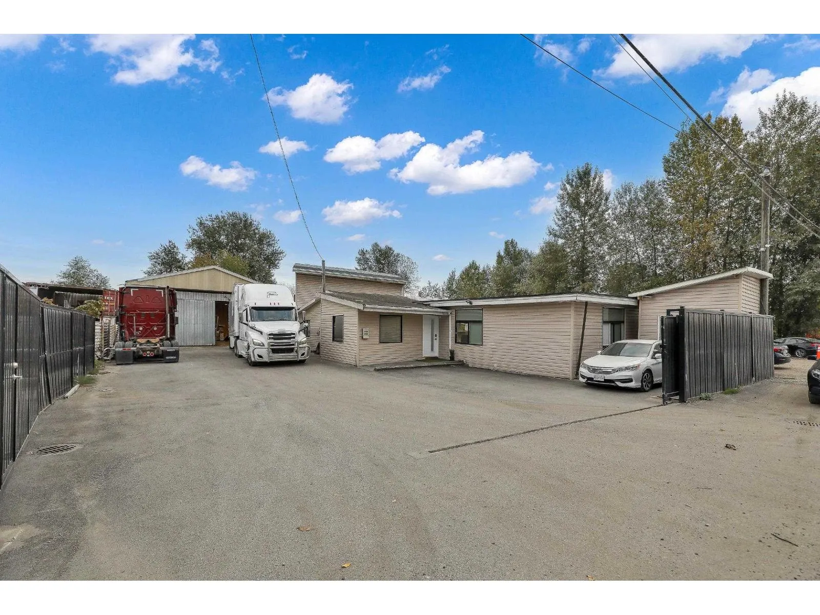 10902 TIMBERLAND ROAD